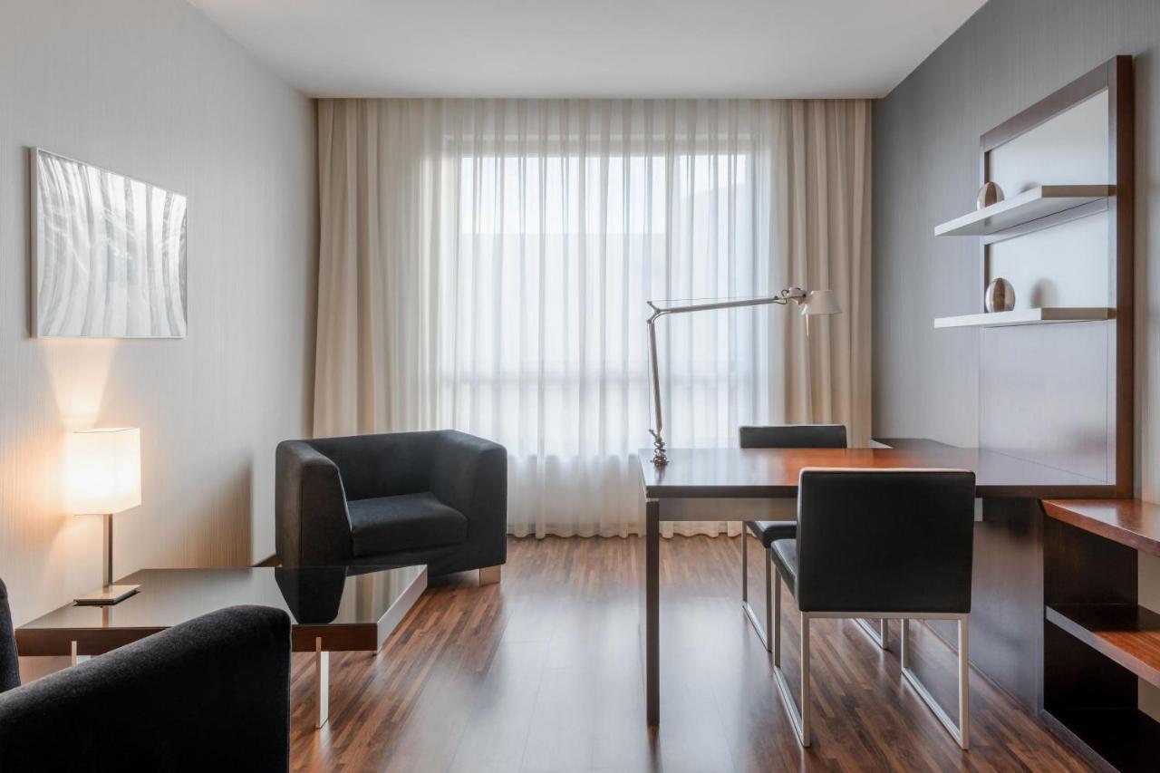 Ac Hotel By Marriott Madrid Airport Coslada Dış mekan fotoğraf