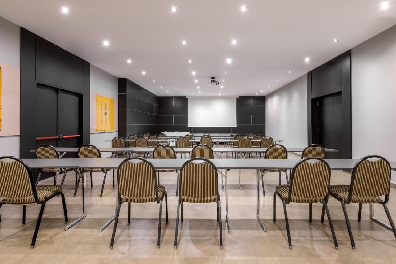 Ac Hotel By Marriott Madrid Airport Coslada Dış mekan fotoğraf