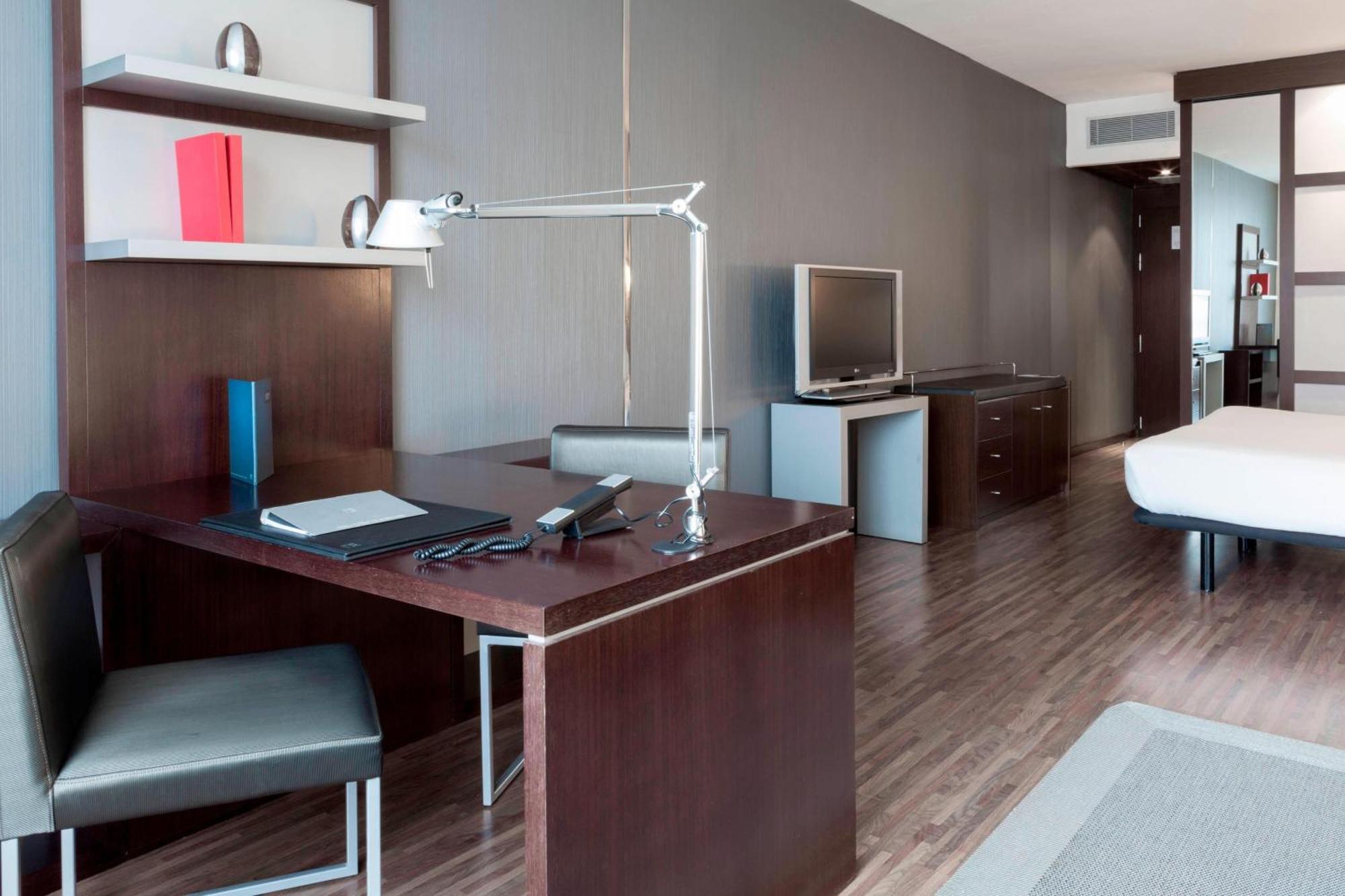 Ac Hotel By Marriott Madrid Airport Coslada Dış mekan fotoğraf