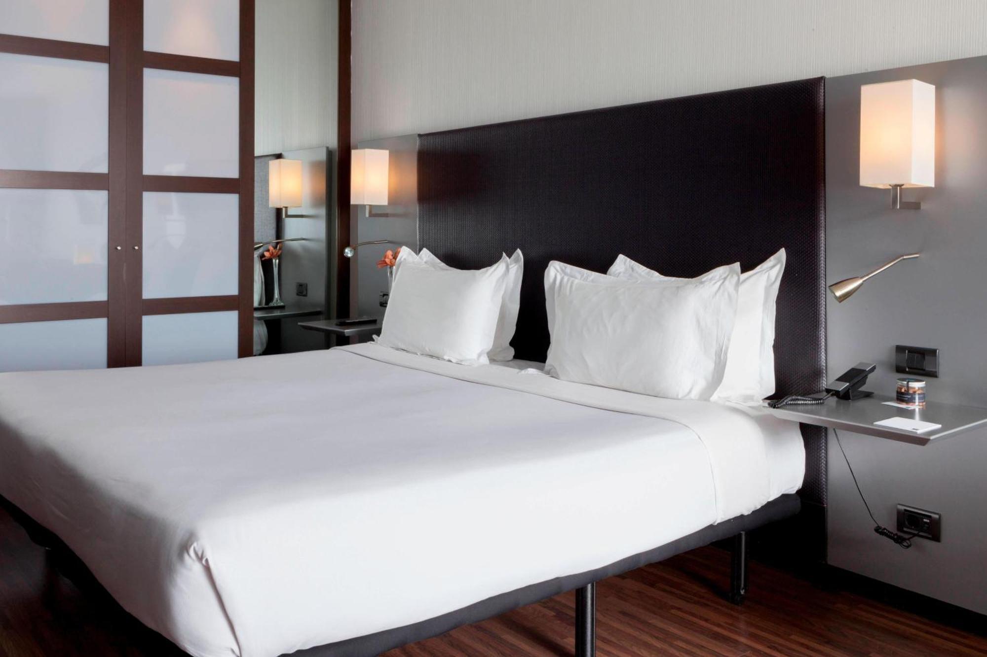 Ac Hotel By Marriott Madrid Airport Coslada Dış mekan fotoğraf