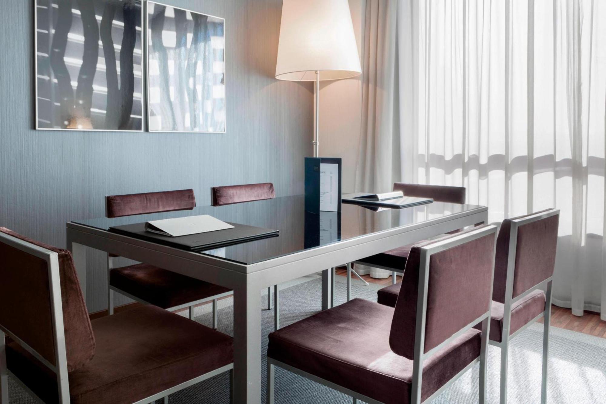 Ac Hotel By Marriott Madrid Airport Coslada Dış mekan fotoğraf